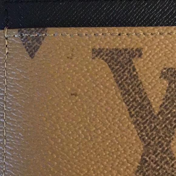 Louis Vuitton Monogram Card Holder - Picture 7 of 7